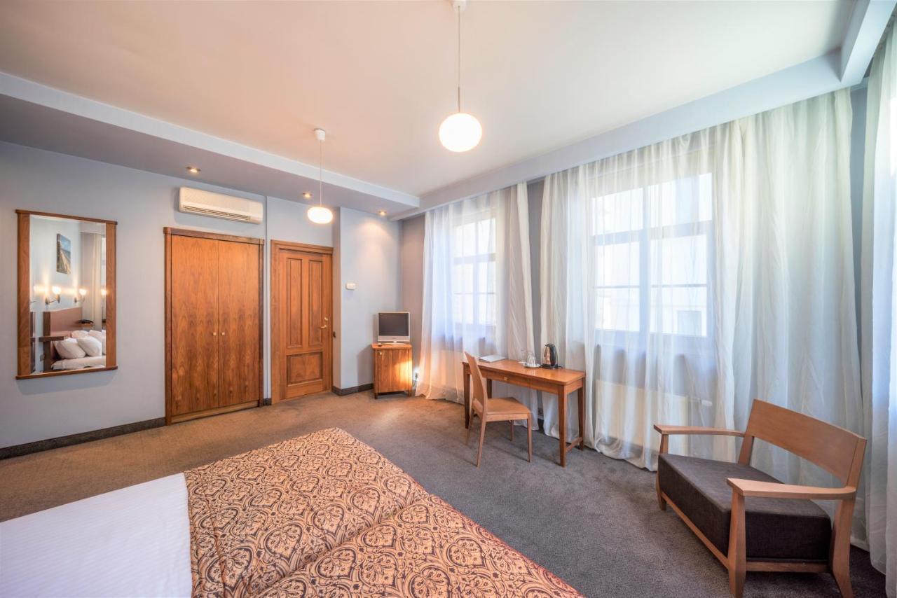 Rija Riga City Hotel Exterior photo