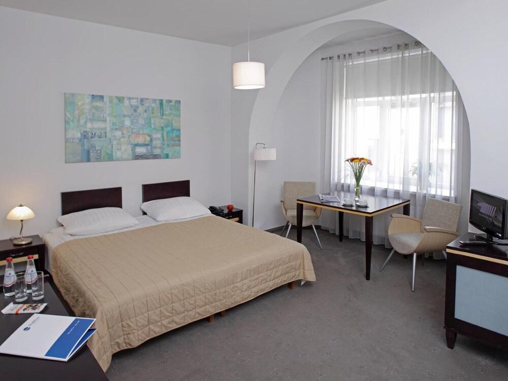 Rija Riga City Hotel Exterior photo